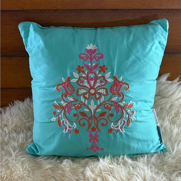 VCNY Embroidered Floral Teal Accent Pillow - Picture 1 of 3